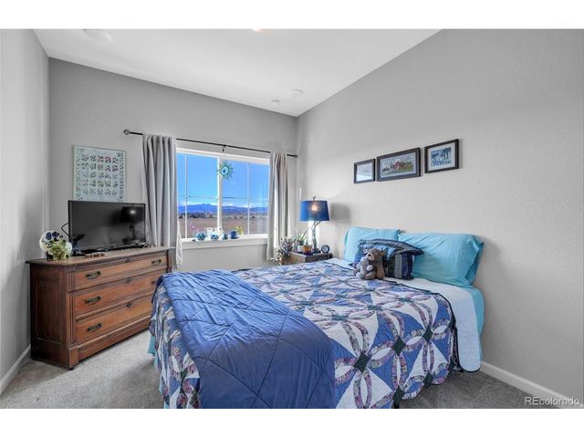 2417 Calais Dr 19-C, Longmont, CO 80504