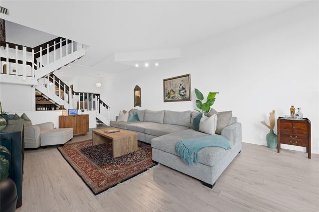 3016 NE 49th Street, Fort Lauderdale, FL 33308