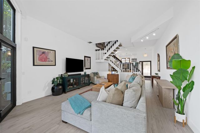 3016 NE 49th Street, Fort Lauderdale, FL 33308