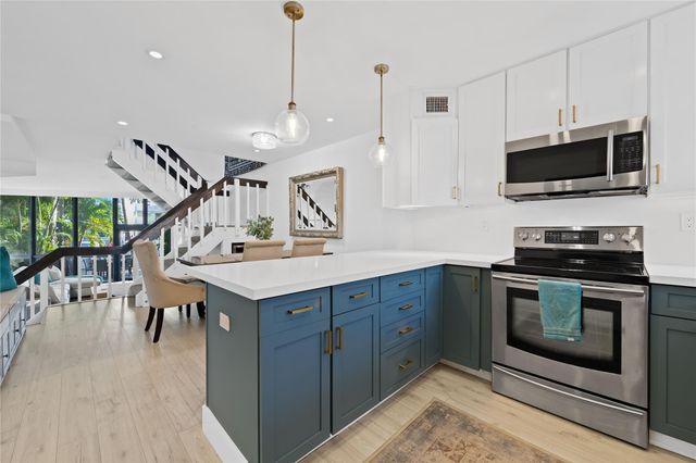 3016 NE 49th Street, Fort Lauderdale, FL 33308