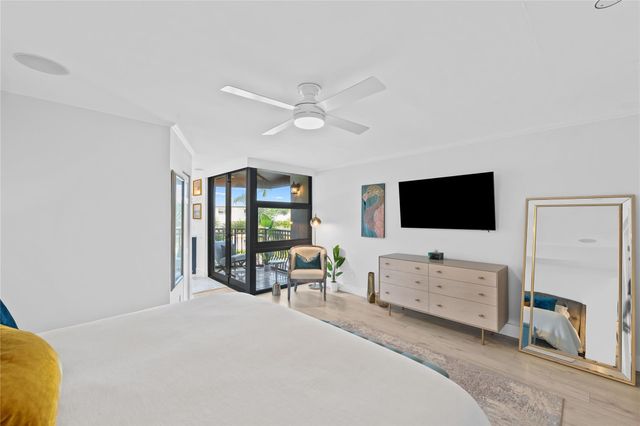 3016 NE 49th Street, Fort Lauderdale, FL 33308