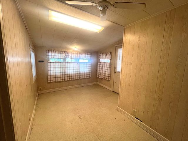 1011 Prairie Street, Columbus, TX 78934