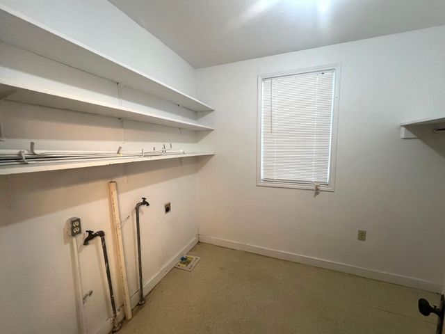 1011 Prairie Street, Columbus, TX 78934