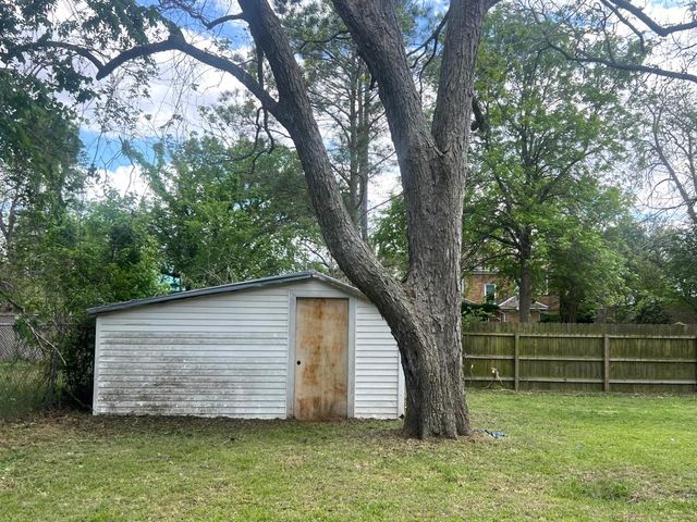 1011 Prairie Street, Columbus, TX 78934
