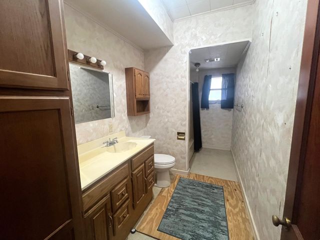 1011 Prairie Street, Columbus, TX 78934