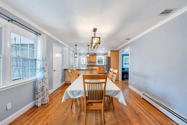 9 Wiggins Street, Ronkonkoma, NY 11779