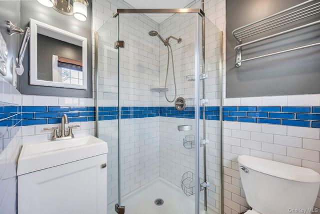 9 Wiggins Street, Ronkonkoma, NY 11779