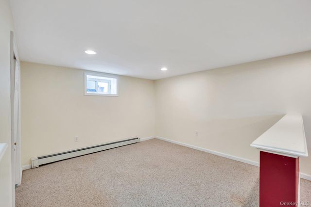 9 Wiggins Street, Ronkonkoma, NY 11779