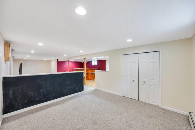 9 Wiggins Street, Ronkonkoma, NY 11779