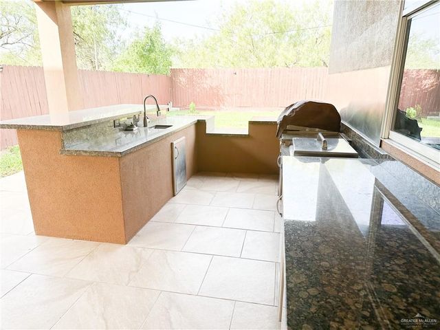 5241 Shalom Drive, Edinburg, TX 78539