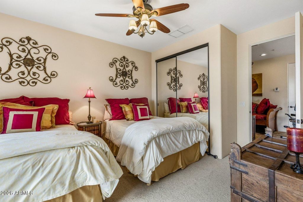 Image 30 of property listing at 10152 E WHITE FEATHER Lane, Scottsdale, AZ 85262