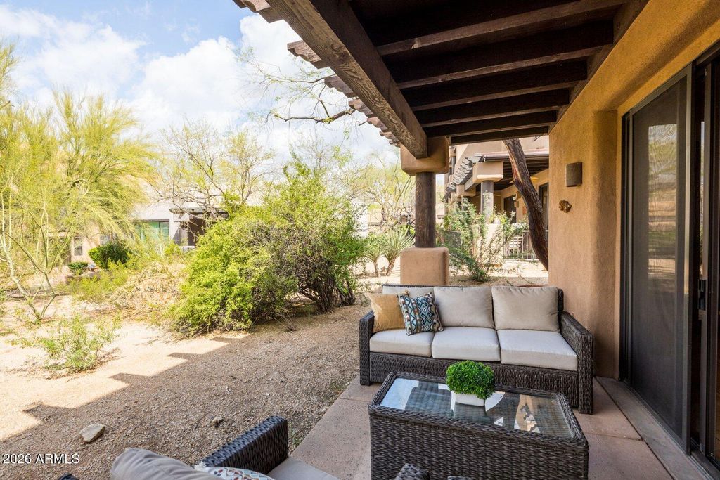 Image 38 of property listing at 10152 E WHITE FEATHER Lane, Scottsdale, AZ 85262