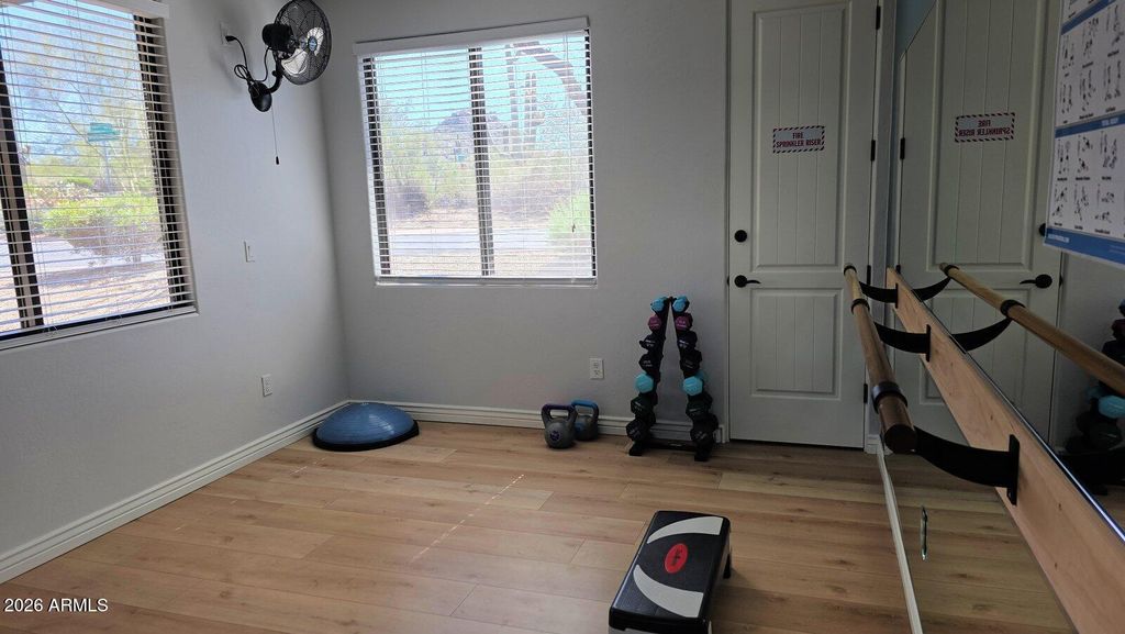 Image 45 of property listing at 10152 E WHITE FEATHER Lane, Scottsdale, AZ 85262