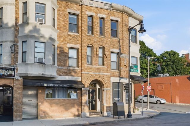 1810 Dorchester Ave 7, Boston, MA 02124