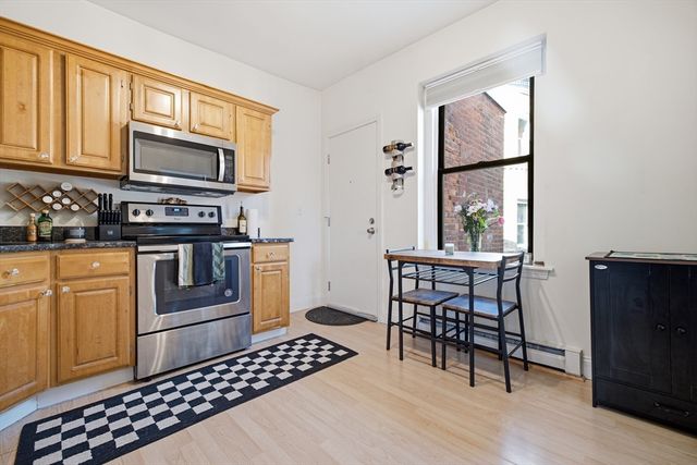 1810 Dorchester Ave 7, Boston, MA 02124
