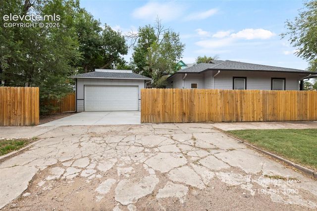 1130 W Colorado Avenue, Colorado Springs, CO 80904