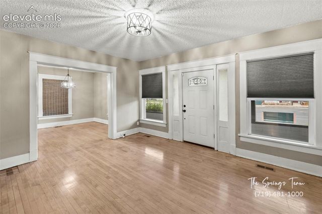 1130 W Colorado Avenue, Colorado Springs, CO 80904
