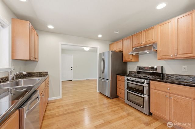 1312 Adams Street, Steilacoom, WA 98388