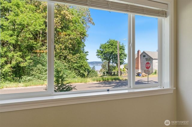 1312 Adams Street, Steilacoom, WA 98388