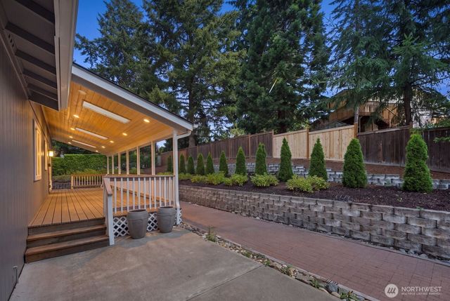 1312 Adams Street, Steilacoom, WA 98388