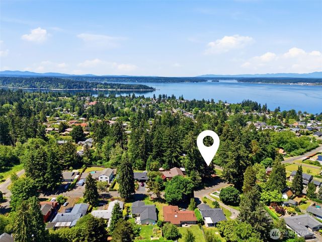 1312 Adams Street, Steilacoom, WA 98388