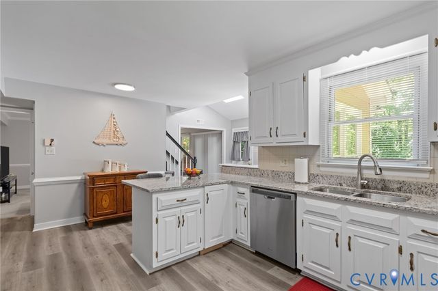 14408 Huntgate Woods Rd, Chesterfield, VA 23112