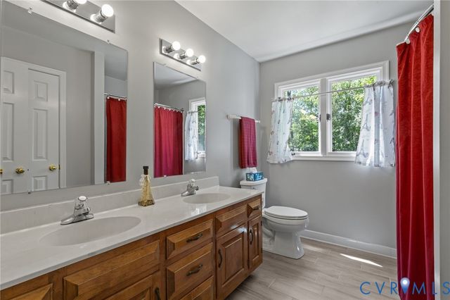 14408 Huntgate Woods Rd, Chesterfield, VA 23112