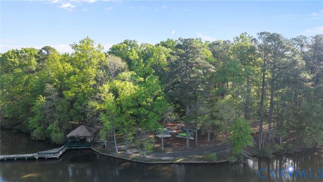 14408 Huntgate Woods Rd, Chesterfield, VA 23112