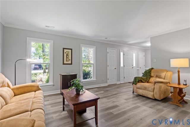 14408 Huntgate Woods Rd, Chesterfield, VA 23112