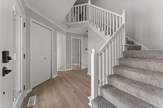 12060 48th Avenue N, Plymouth, MN 55442