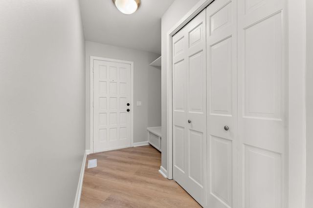 12060 48th Avenue N, Plymouth, MN 55442