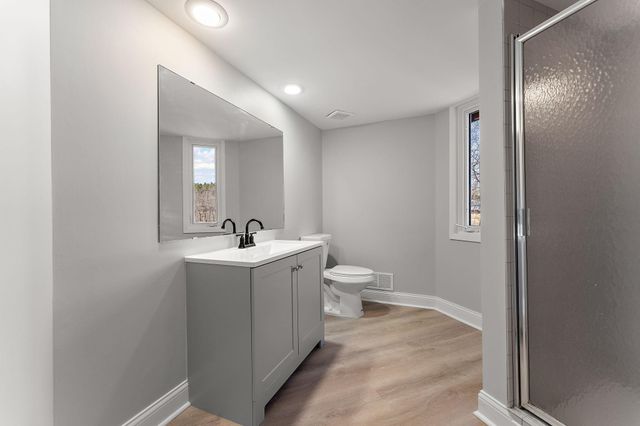 12060 48th Avenue N, Plymouth, MN 55442