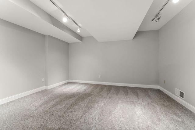 12060 48th Avenue N, Plymouth, MN 55442