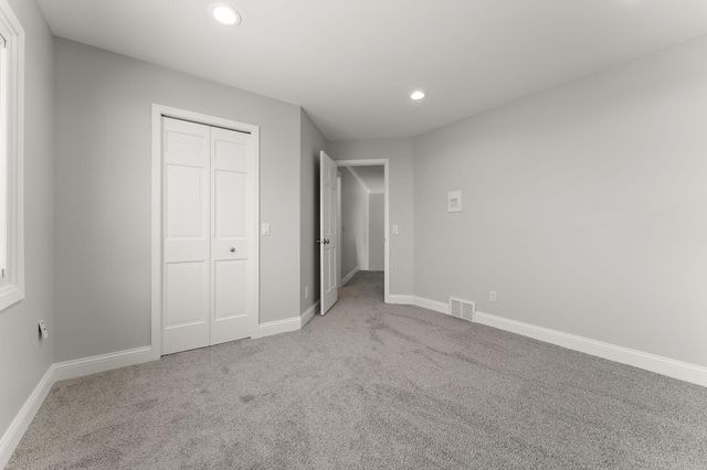 12060 48th Avenue N, Plymouth, MN 55442