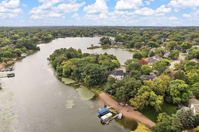 12060 48th Avenue N, Plymouth, MN 55442