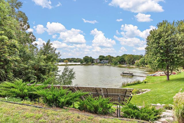 12060 48th Avenue N, Plymouth, MN 55442