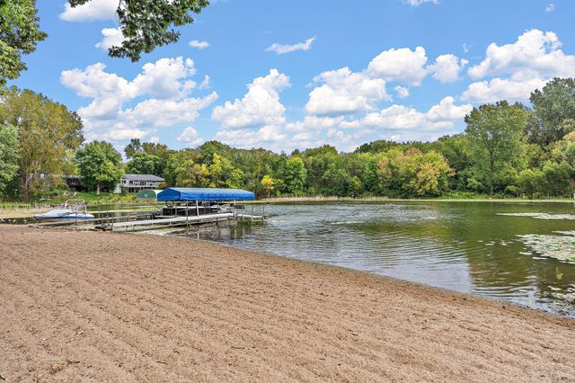 12060 48th Avenue N, Plymouth, MN 55442