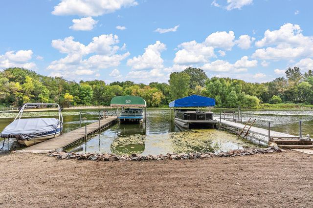 12060 48th Avenue N, Plymouth, MN 55442