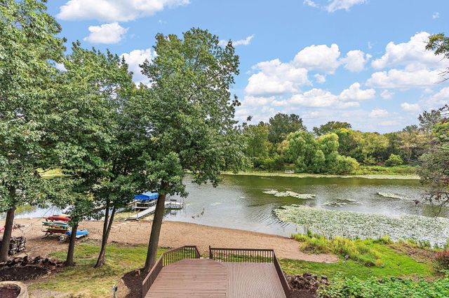 12060 48th Avenue N, Plymouth, MN 55442