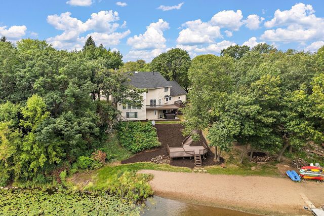 12060 48th Avenue N, Plymouth, MN 55442