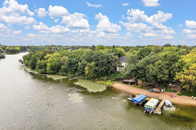 12060 48th Avenue N, Plymouth, MN 55442