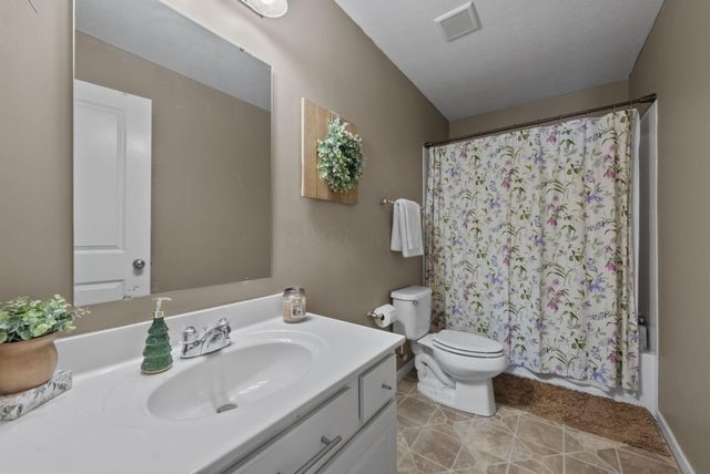 543 Sunbury Meadows Drive, Sunbury, OH 43074