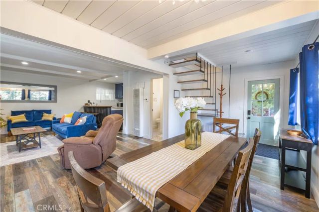 31771 Christmas Tree Lane, Running Springs, CA 92382