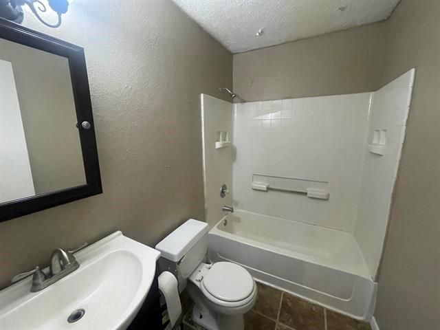 16508 Wilber Road, Hamshire, TX 77622