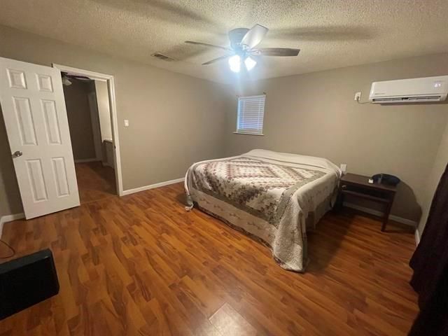 16508 Wilber Road, Hamshire, TX 77622