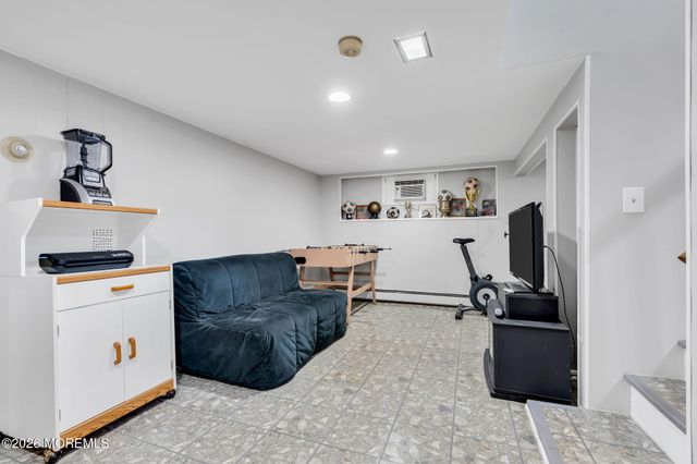 465 Ellen Street, Union, NJ 07083
