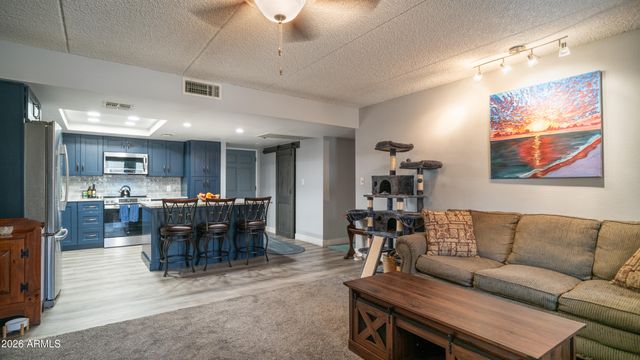 7910 E CAMELBACK Road 212, Scottsdale, AZ 85251