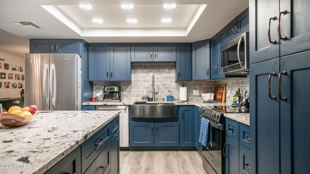 7910 E CAMELBACK Road 212, Scottsdale, AZ 85251 — photo 2