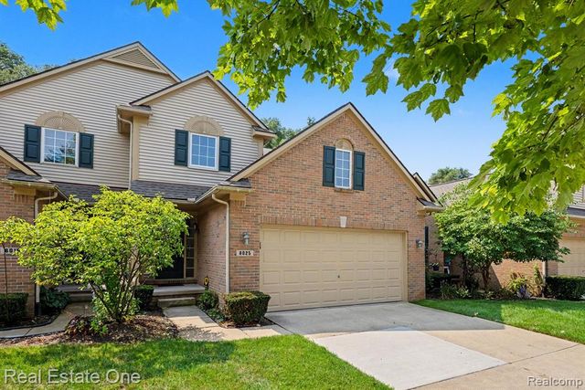 8025 Springdale Drive 48, White Lake, MI 48386