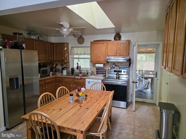 609 JOY DR, Ruther Glen, VA 22546
